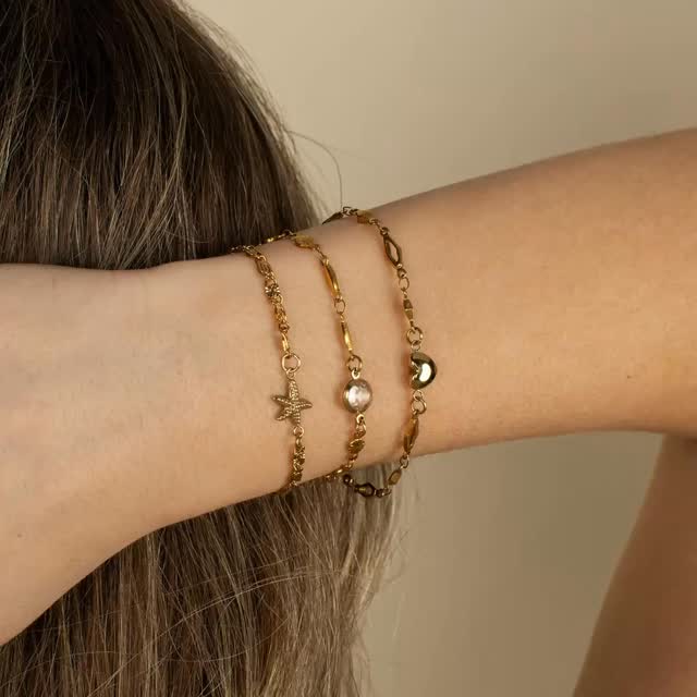 Take your permanent jewelry to the next level ✨ Charms add that extra detail you didn’t know you needed ❤️